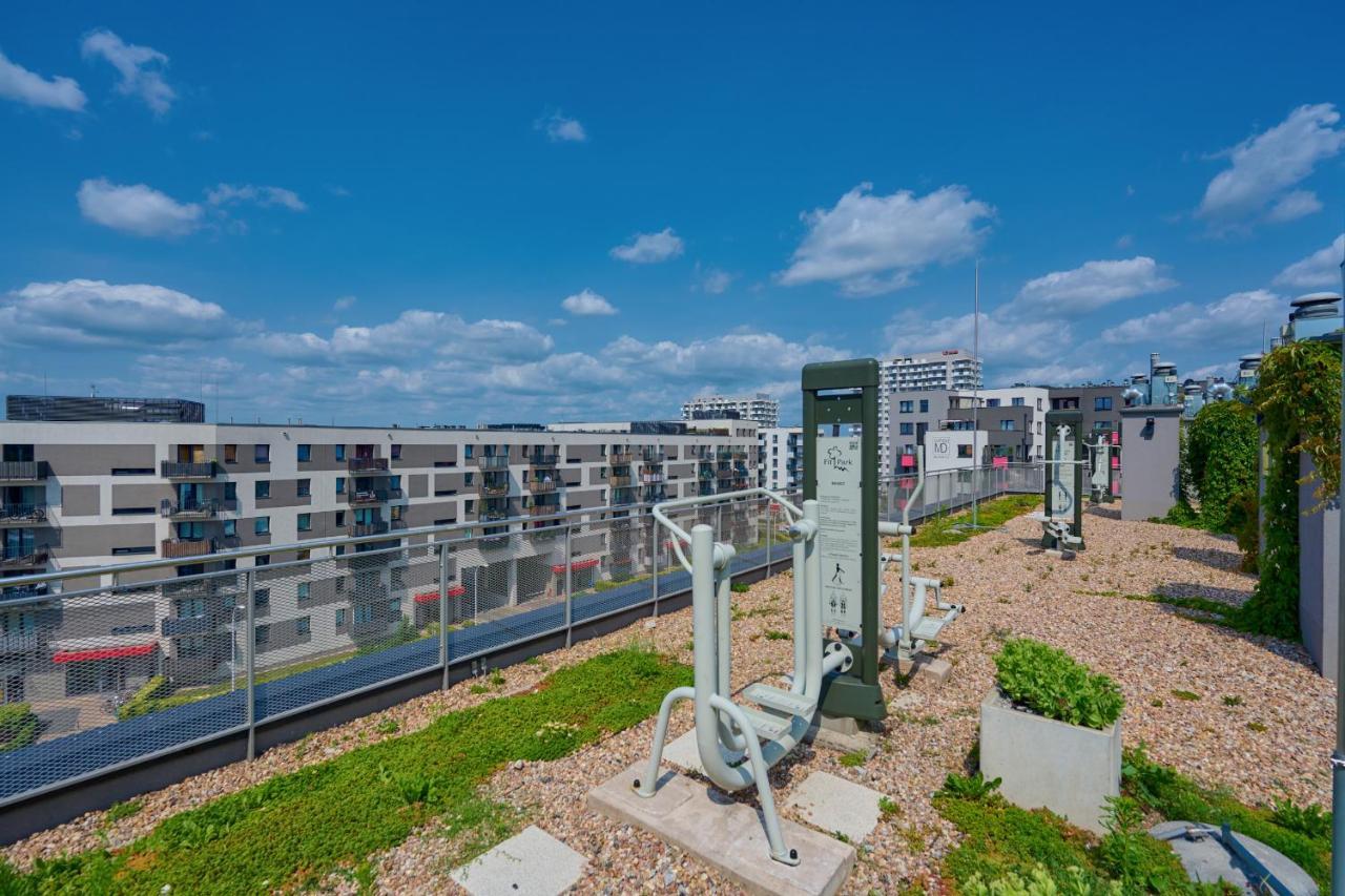 Spacious With Balcony Near The Slavic Hill By Renters Prestige * Wroclaw